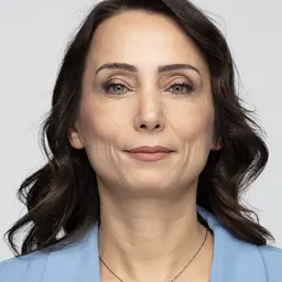 Portrait of Tülay Hatimoğulları
