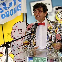 Portrait of Daniel Azulay