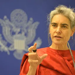 Portrait of Sarah Chayes