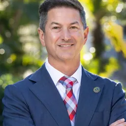 Portrait of Chris Ward
