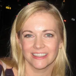 Portrait of Melissa Joan Hart
