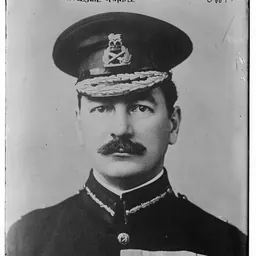 Portrait of Leslie Rundle