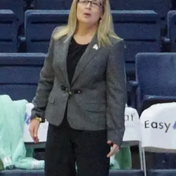 Portrait of Heather Macy