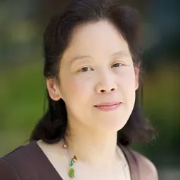 Portrait of Kelley Lee