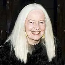 Portrait of Roslyn Oxley