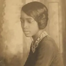 Portrait of Hazel Harvey Peace