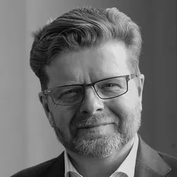 Portrait of Peter Hoare