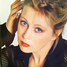 Portrait of Natasha Manor