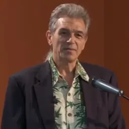 Portrait of Chris Conrad