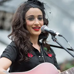 Portrait of Lindi Ortega