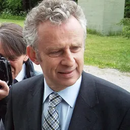 Portrait of Richard Friend