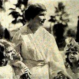 Portrait of Tula Belle