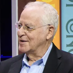 Portrait of Ron Chernow