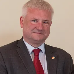 Portrait of Knut Abraham