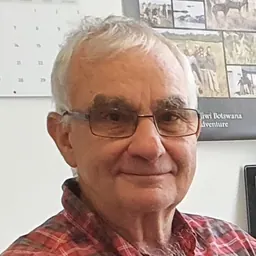 Portrait of Dave Lowe