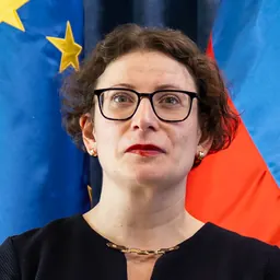Portrait of Beti Hohler