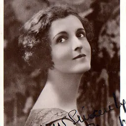 Portrait of Eileen Sharp