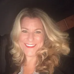Portrait of Jennifer Storm