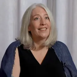 Portrait of Josephine Quinn