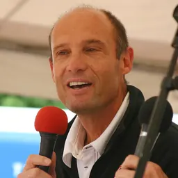 Portrait of Mike Riley