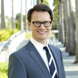 Portrait of Peter Rice