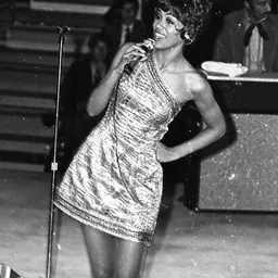 Portrait of Marilyn McCoo
