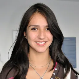 Portrait of Cynthia González