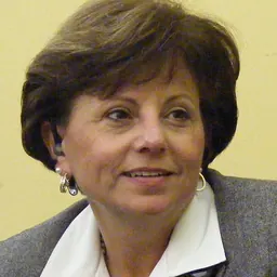 Portrait of Pamela Beidle
