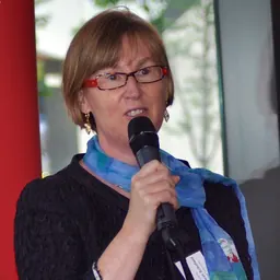 Portrait of Deborah Schofield
