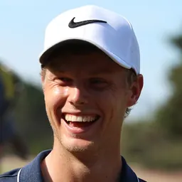 Portrait of Cam Davis