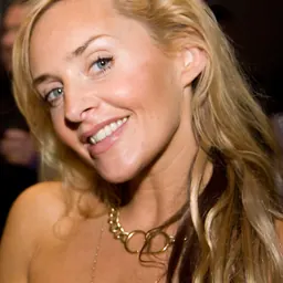 Portrait of Lindy Layton