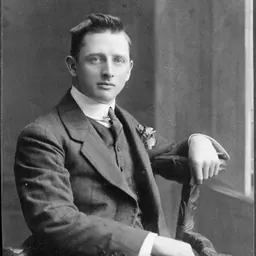 Portrait of Tom Barker
