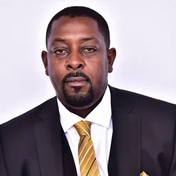 Portrait of Dan Kimosho
