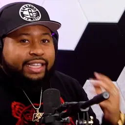 Portrait of DJ Akademiks