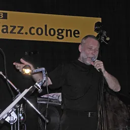 Portrait of Dave Holland