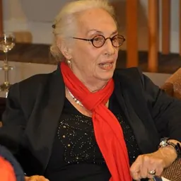 Portrait of Irit Amiel