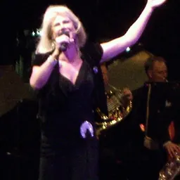 Portrait of Wendy Stapleton