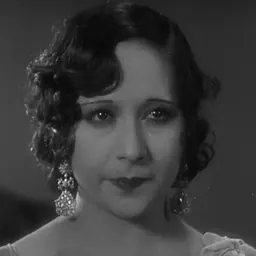 Portrait of Linda Loredo