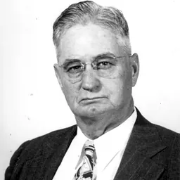 Portrait of Lee Columbus Yeomans