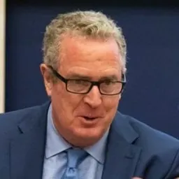 Portrait of Andrew Kuchins