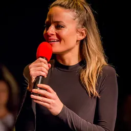 Portrait of Jessica Deahr