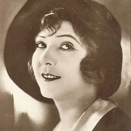 Portrait of Lucie Englisch