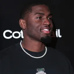 Portrait of Laquon Treadwell