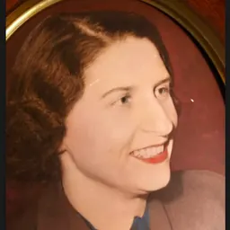 Portrait of Helen Taylor