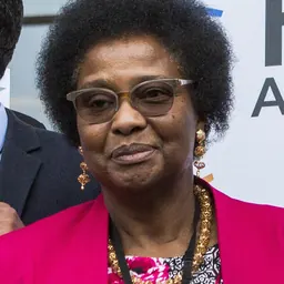 Portrait of Pierrette Herzberger-Fofana