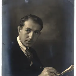 Portrait of Joseph Margulies