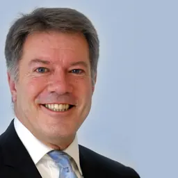 Portrait of Terry Moran