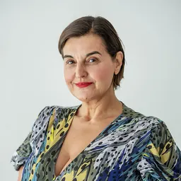 Portrait of Vula Tsetsi