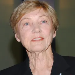 Portrait of Alison Paterson