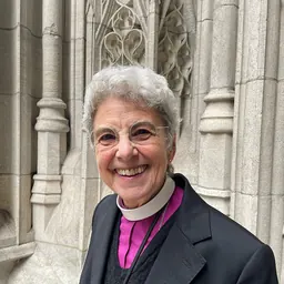 Portrait of Geralyn Wolf
